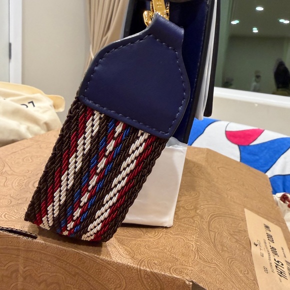 Etro Navy and White Shoulder Bag with Gold Accents - Picture 4 of 4